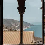 Splendid فندق