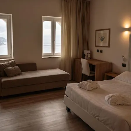 Splendid Hotel 4*